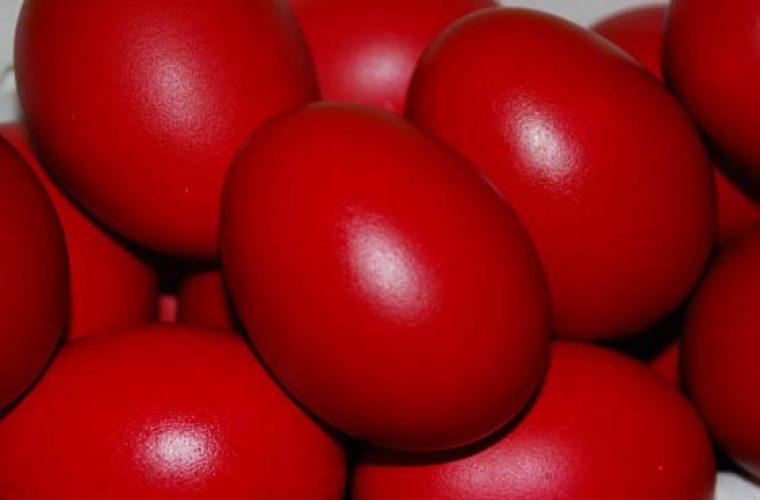 Πώς να βγάλεις τη βαφή αυγών από τα χέρια σου