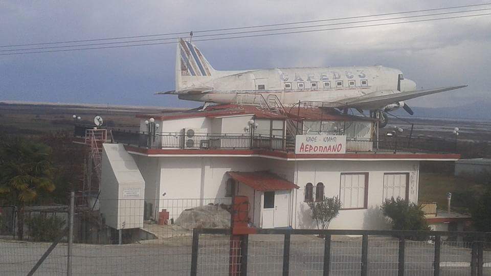 40 απίστευτες φωτογραφίες με αυθαίρετες κατασκευές που βρίσκονται στην Ελλάδα! 30 40 αυθαιρετες κατασκευες40
