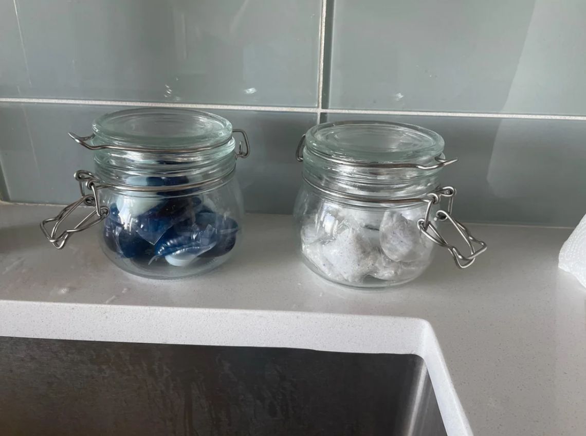 Πως να φτιάξετε μόνοι σας ταμπλέτες πλυντηρίου πιάτων με λεμόνι;