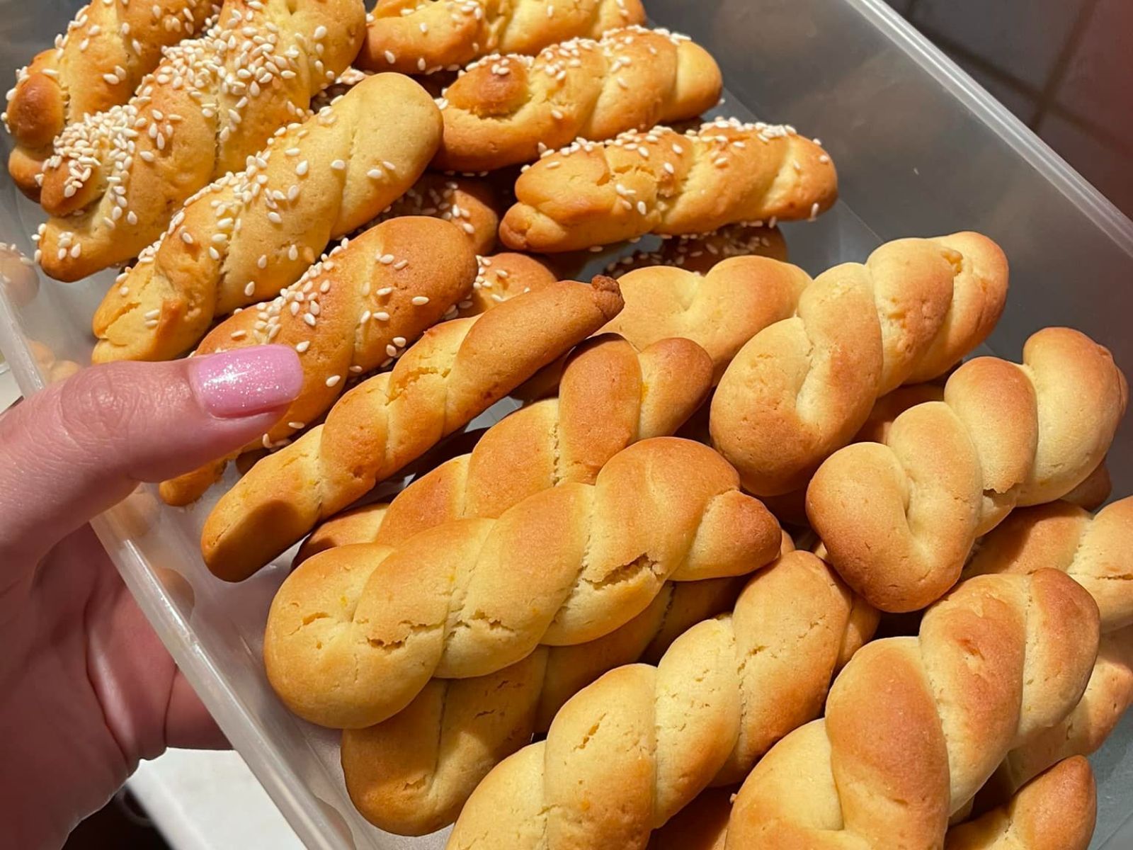 Τα νηστίσιμα κουλουράκια με λάδι και κανέλα του Βασίλη Καλλίδη είναι μυρωδάτα κι έχουν ελάχιστες θερμίδες