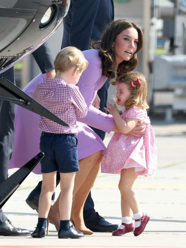 Kate Middleton: Με αυτό τον τρόπο αντιμετωπίζει τα δημόσια ξεσπάσματα των παιδιών της!