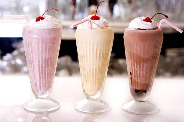 Φανταστικές Συνταγές για Καλοκαιρινά milkshakes/ Summer milkshake recipes