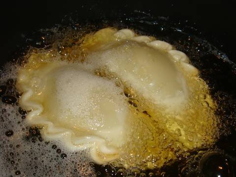 Τραγανά Τυροπιτάκια για όλες τις ώρες !!