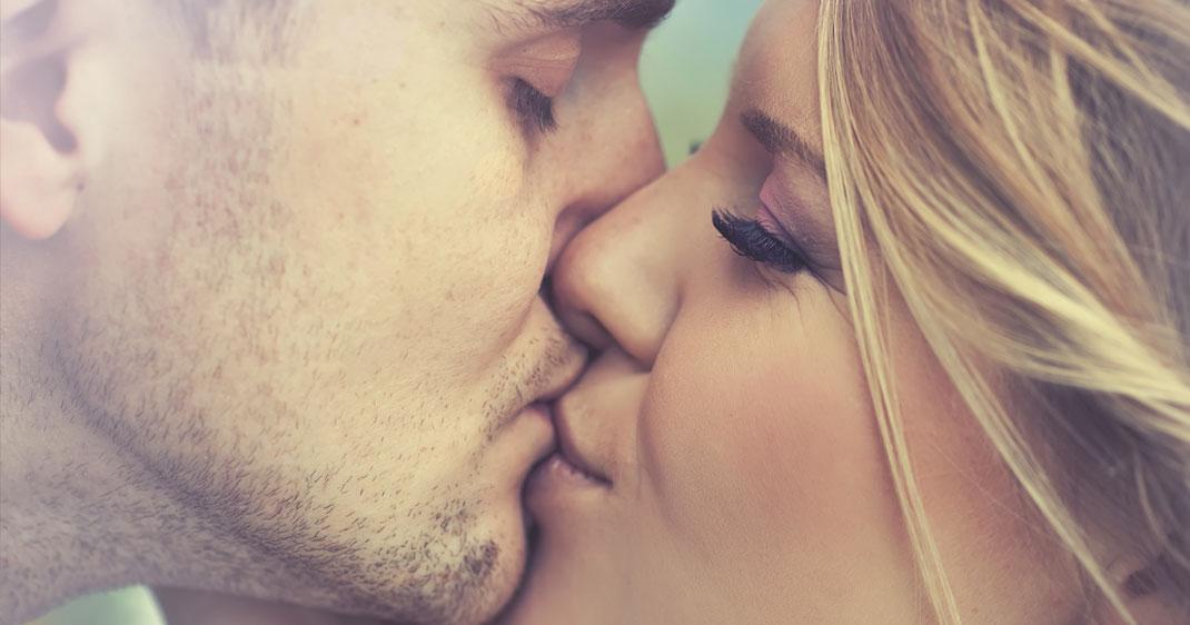 Τα φιλιά δεν είναι τόσο ακίνδυνα..Δείτε 5 κοινές μολύνσεις που μεταδίδονται με το φιλί