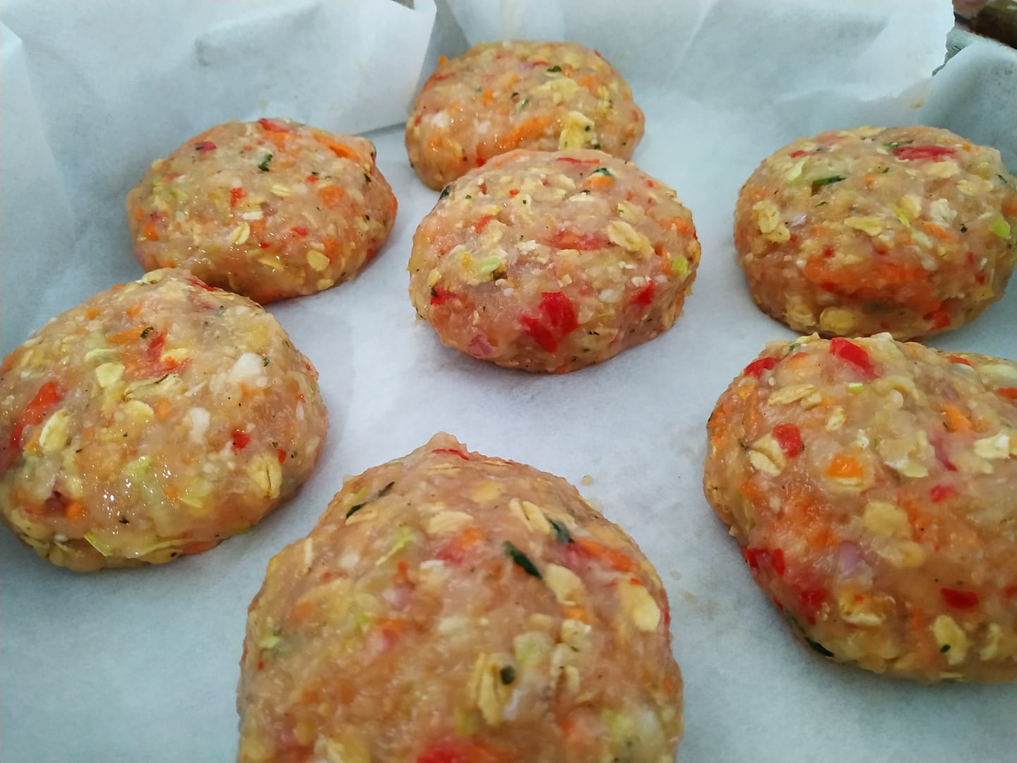 Πεντανόστιμα και πολύ Αφράτα μπιφτέκια γαλοπούλας με βρώμη και γλυκοπατάτα για μικρούς και μεγάλους!!