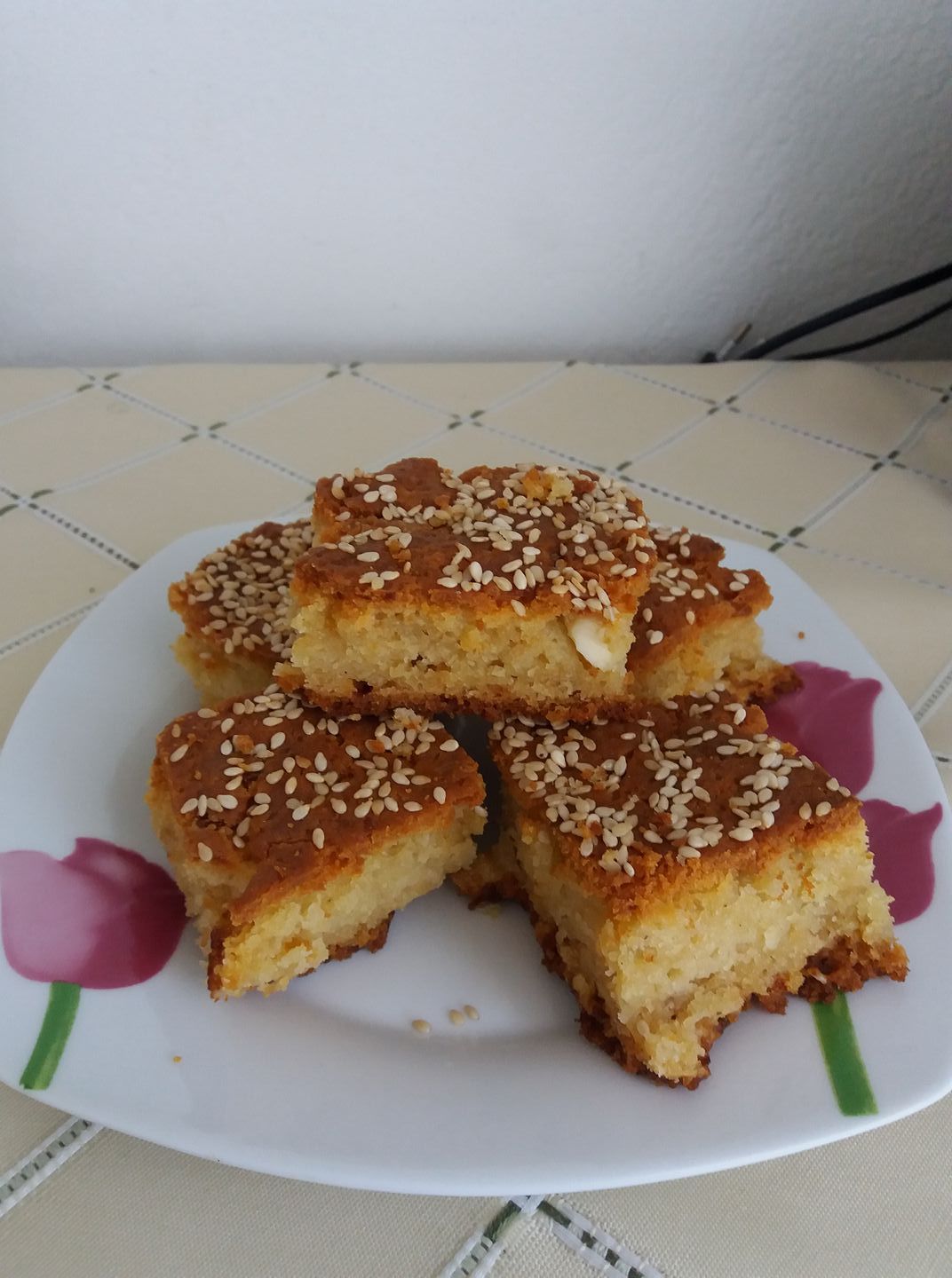 Φανταστική αφράτη Τυρόπιτα σαν κέικ της γιαγιάς