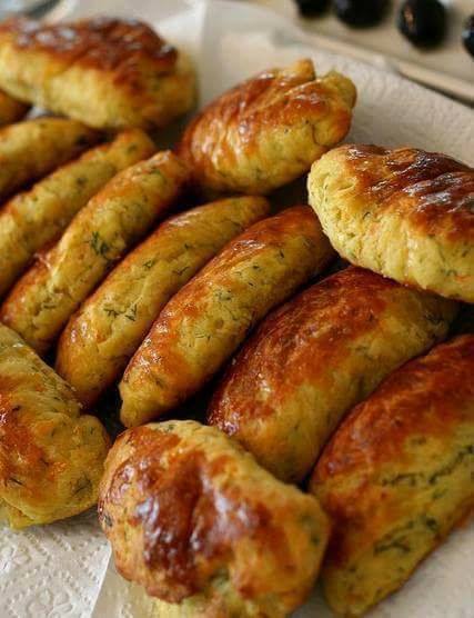 Πεντανόστιμα Τυροπιτάκια με καρότο και άνηθο