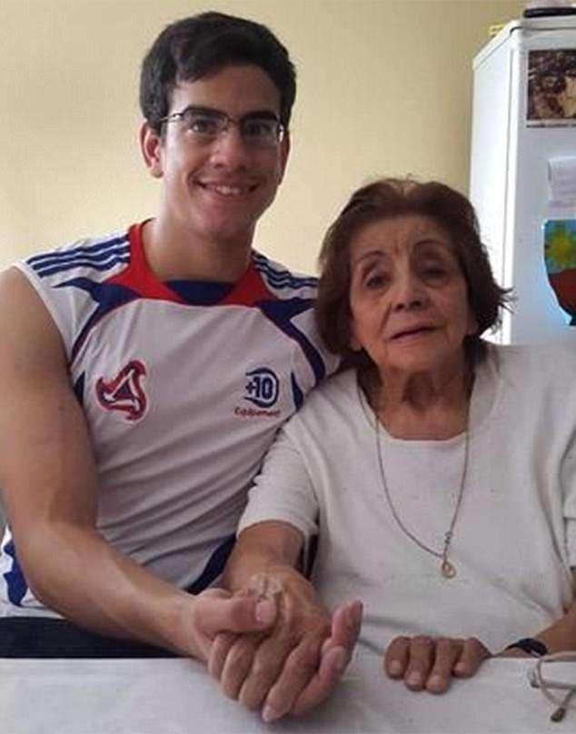 Αυτός ο 23χρονος παντρεύτηκε την 91χρονη αδερφή της γιαγιάς του και απαιτεί σύνταξη χηρείας 2 23χρονος1