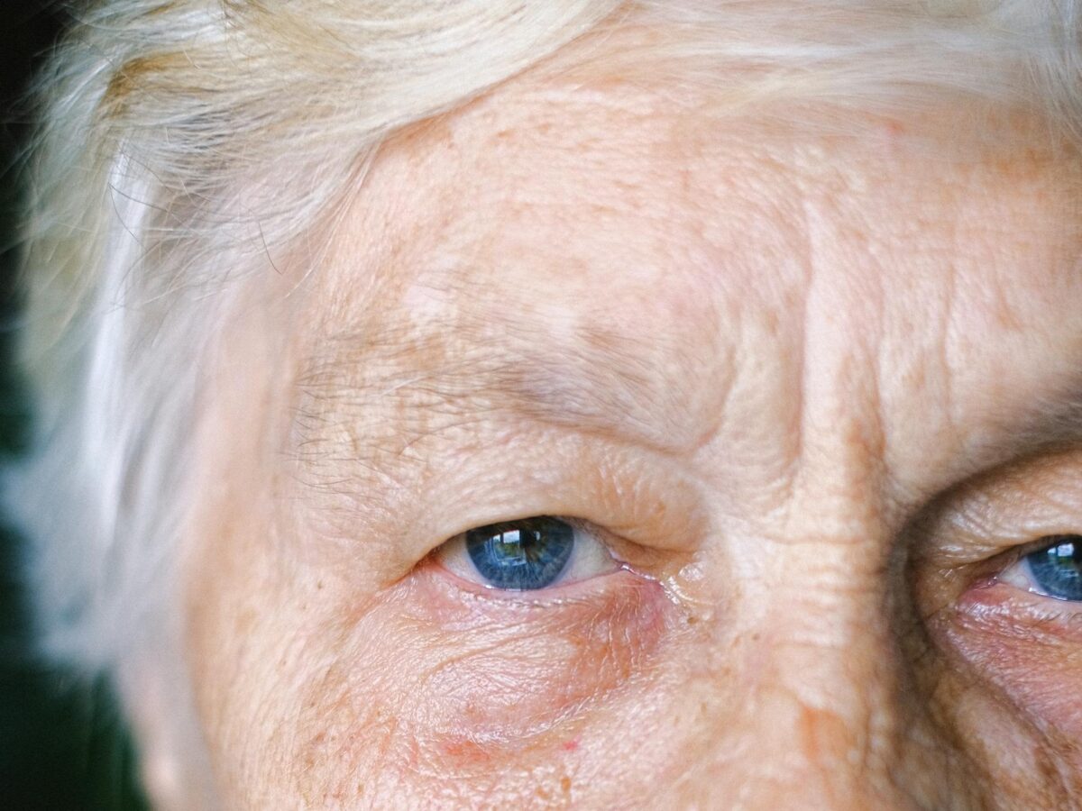 Τετάρτη και Παρασκευή τα νύχια να μην κόψεις. Γιατί το έλεγαν οι γιαγιάδες;