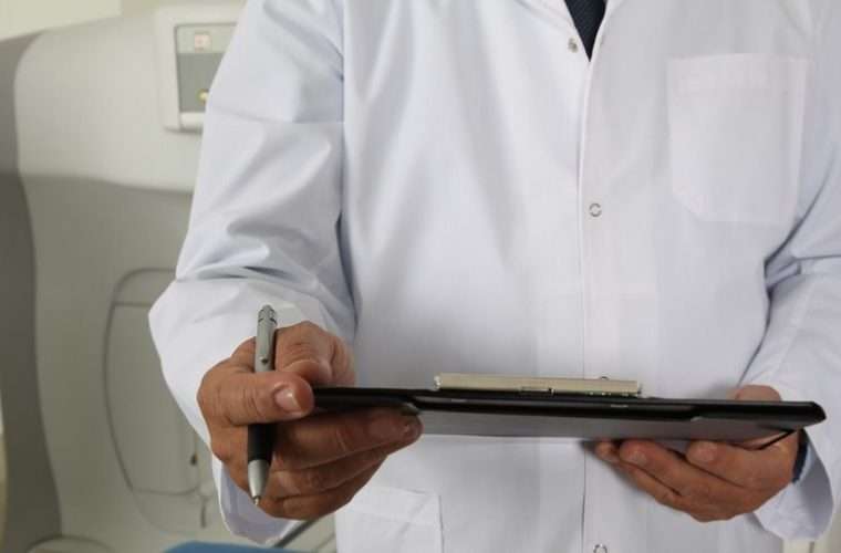 Δείτε την ακτινογραφία 35χρονης ασθενούς που άφησε… «άφωνους» τους γιατρούς του Νοσοκομείου Κορίνθου