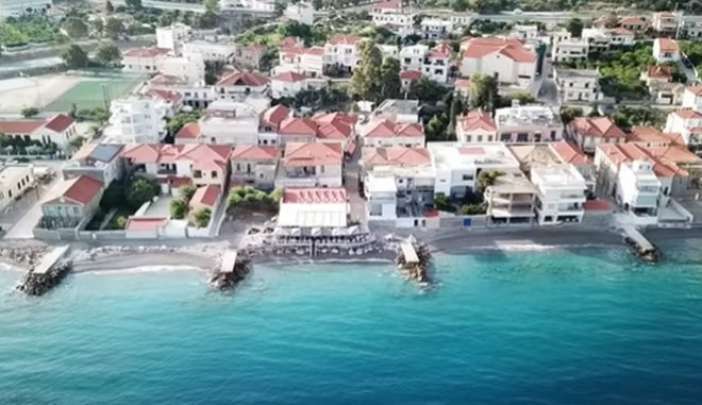 Δερβένι Κορινθίας : Κάθε σπίτι έχει την δική του παραλία ( βίντεο)