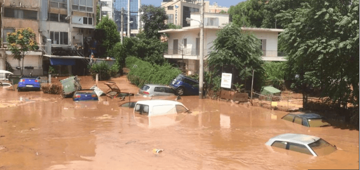 Νέο βίντεο-ντοκουμέντο από το πλημμυρισμένο πάρκινγκ στο Μαρούσι