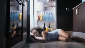 Ύπνος το καλοκαίρι: Έξι tips για να κοιμηθείτε άνετα παρά τη ζέστη!