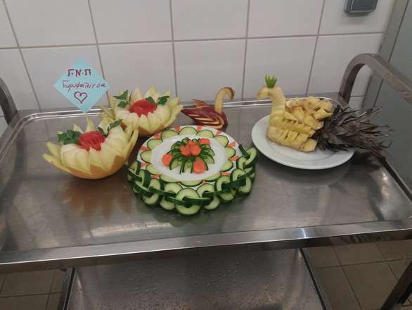 σπουδαστρια μαγειρικης1