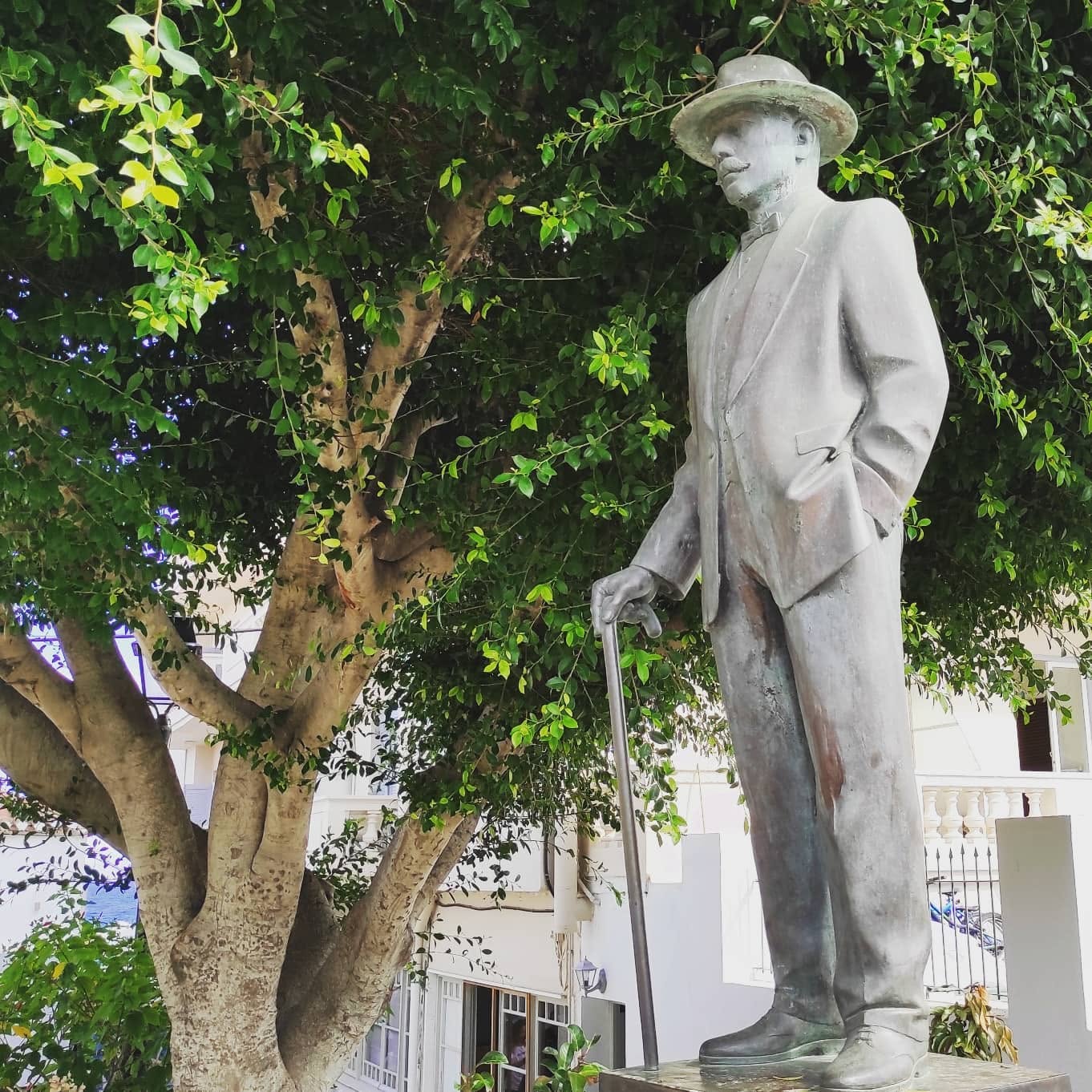 Το πιο ιδανικό: Το ελληνικό νησί που κάθε Σεπτέμβρη βουλιάζει από κόσμο (Pics)