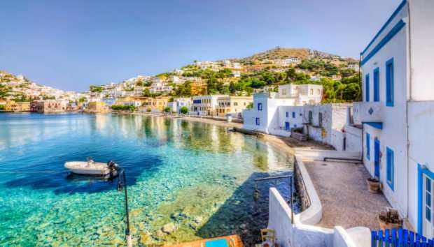 Αυτό Είναι Πανέμορφο Ελληνικό Νησί που Έχει Γεύση Ιταλίας!