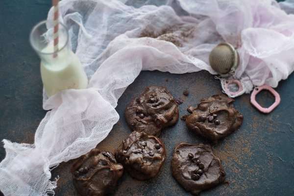Λαχταριστά Μπισκότα σοκολάτας με αβοκάντο, χωρίς βούτυρο, χωρίς αλεύρι και ελάχιστη ζάχαρη