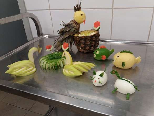 Πάτρα: σπουδάστρια μαγειρικής με τα πιάτα της δίνει χαρά σε ασθενείς νοσοκομείου (pics)