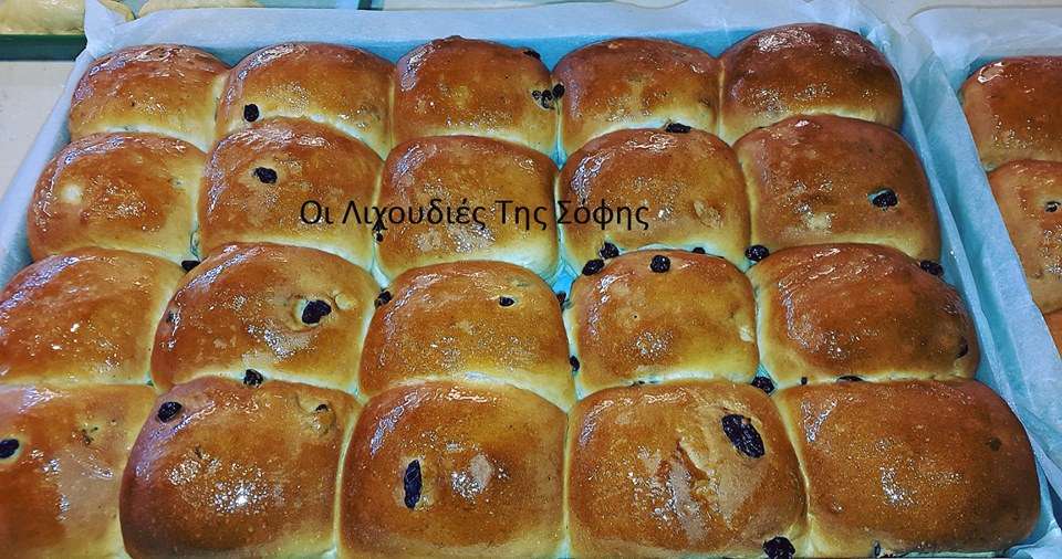 Πεντανόστιμα,αφράτα,φουσκωτά και οικονομικά Σταφιδόψωμα νηστίσιμα από την Σόφη Τσιώπου! Πεντανόστιμα,αφράτα,φουσκωτά και οικονομικά Σταφιδόψωμα νηστίσιμα από την Σόφη Τσιώπου!