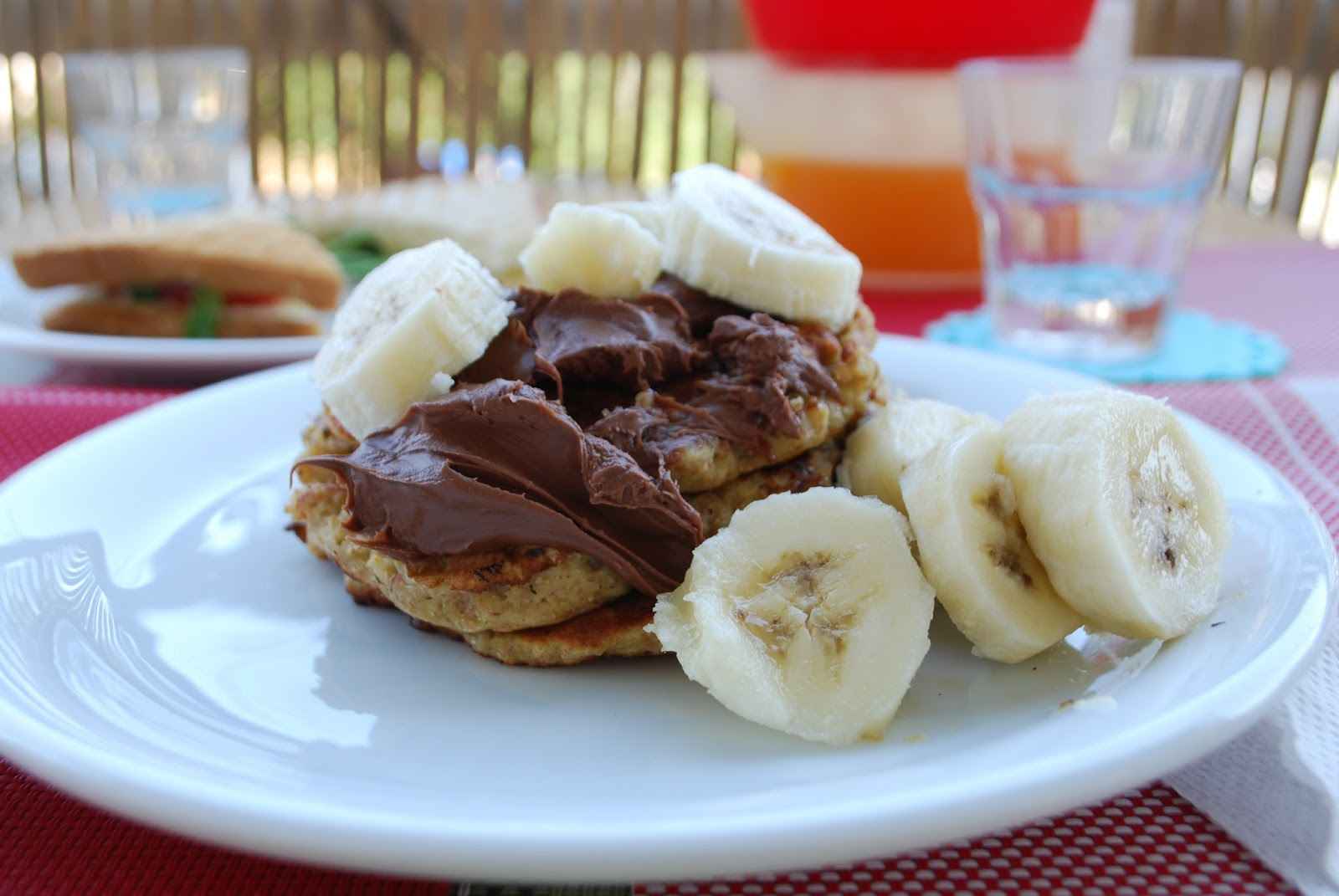 Πεντανόστιμα Pancakes μπανάνας με αλεύρι ολικής άλεσης που θα λατρέψουν τα παιδιά!