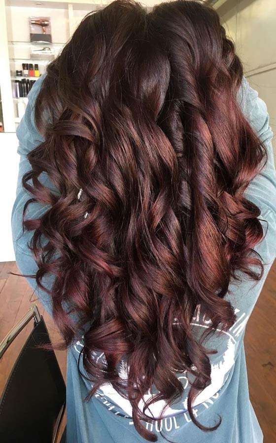 Mahogany: 19+1 φανταστικές αποχρώσεις για καστανοκόκκινα μαλλιά