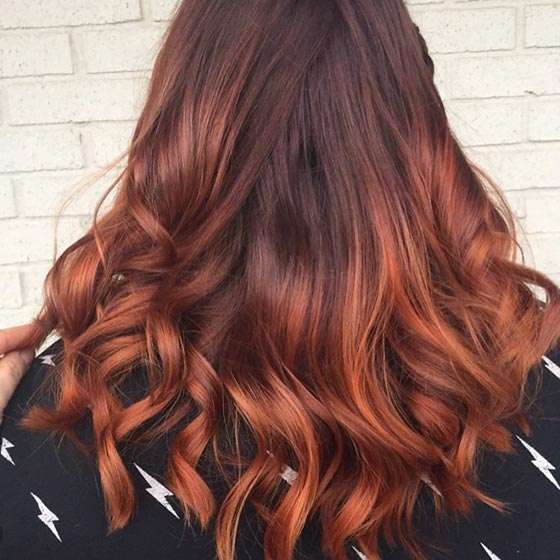 Mahogany: 19+1 φανταστικές αποχρώσεις για καστανοκόκκινα μαλλιά