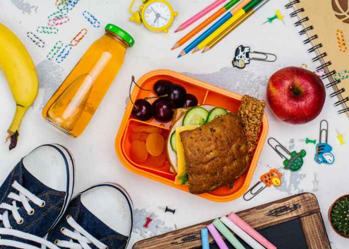 Lunchbox: 4+1 λαχταριστές, θρεπτικές και χορταστικές συνταγές για το σχολείο