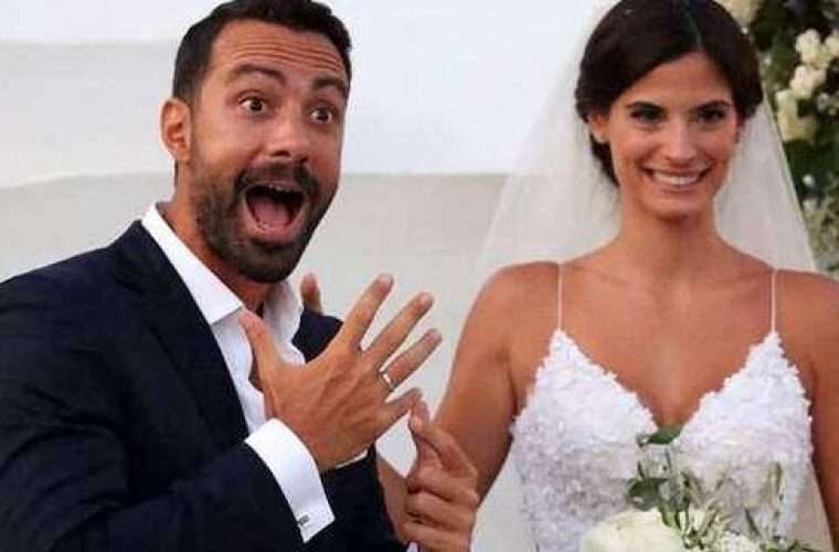Σάκης Τανιμανίδης – Χριστίνα Μπόμπα: Η πιο ωραία φωτό του γάμου τους! (εικόνα)