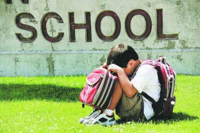 Σχολικό άγχος– Γιατί αγχώνονται τα παιδιά; Τι μπορούν να κάνουν οι γονείς!