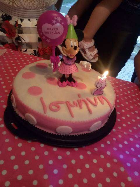 Τούρτα minnie σοκοφράουλα για τα γενέθλια της μικρής σας πριγκίπισσας!