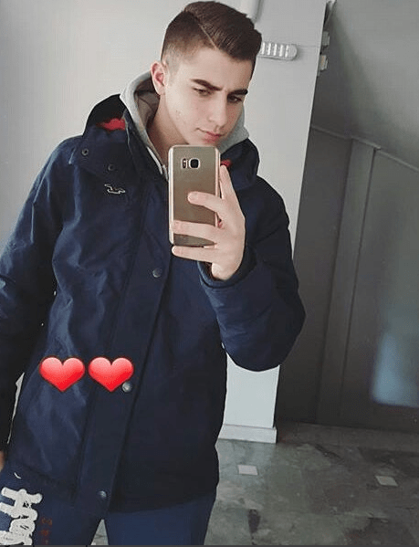 19 ετών, κούκλος: Τον Γιαννάκη από το «Ευτυχισμένοι Μαζί» θα τον ερωτευόταν σήμερα μέχρι και η Φίφη (Pics)