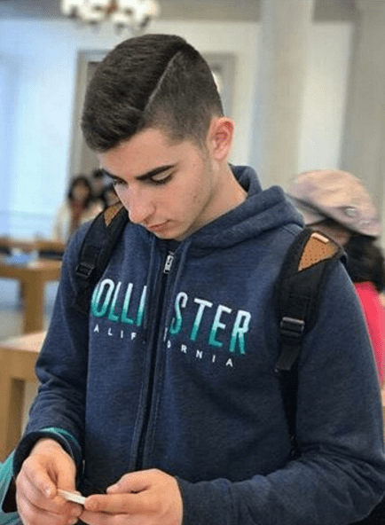 19 ετών, κούκλος: Τον Γιαννάκη από το «Ευτυχισμένοι Μαζί» θα τον ερωτευόταν σήμερα μέχρι και η Φίφη (Pics)