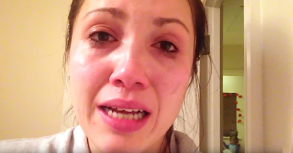 Το συγκλονιστικό video αυτής της μαμάς δείχνει ότι η κρίση πανικού μπορεί να συμβεί στον καθένα