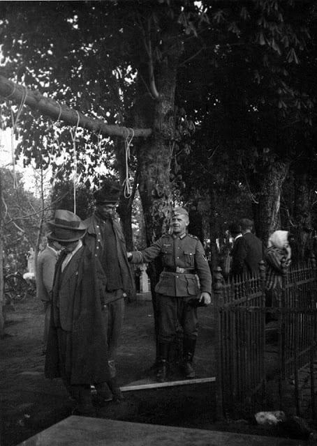 Οι θηριωδίες των Ναζί από το 1945: Σπάνια φωτογραφικά ντοκουμέντα