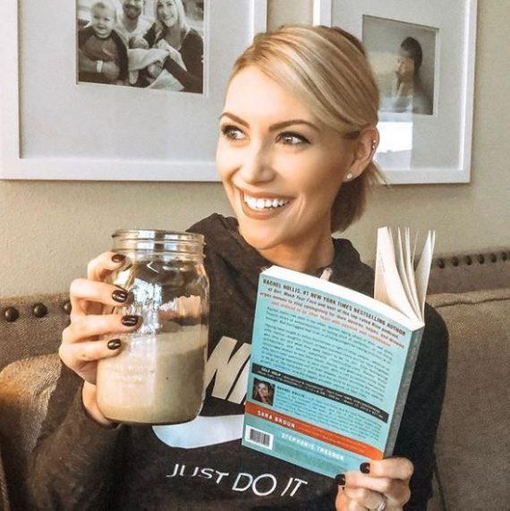 Έχασε 35 κιλά με διατροφή και κάνοντας κάτι πολύ απλό πριν από κάθε γεύμα!