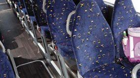 Δεν πάει το μυαλό σας γιατι τα καθίσματα των λεωφορείων έχουν αυτά τα περίεργα καλύμματα!