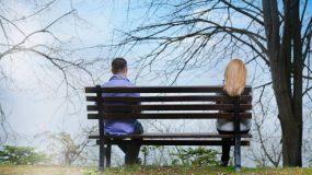 Έλλειψη ερωτικής επιθυμίας: Τι να κάνουμε για να αναθερμάνουμε τη σχέση μας