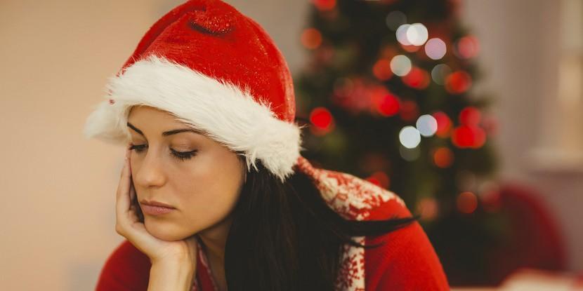 H κατάθλιψη των Χριστουγέννων: Γιατί δεν μπορώ να χαρώ όπως όλοι;