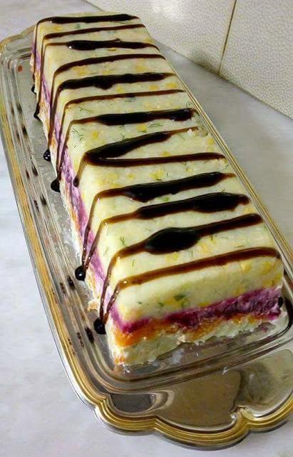 Σαλάτα τούρτα εντυπωσιακή !!!