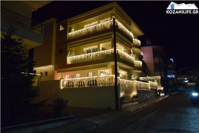 Το πιο εντυπωσιακό στολισμένο σπίτι στην Ελλάδα βρίσκεται και φέτος στην Κοζάνη