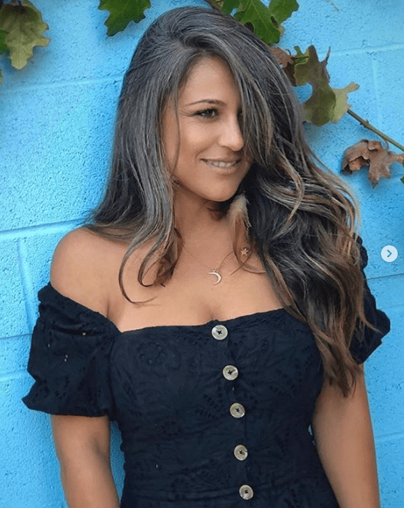 Η νέα μόδα στα μαλλιά λέγεται Grombre και κερδίζει όλο και περισσότερες νέες γυναίκες