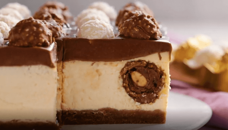 Cheesecake γεμιστό με Ferrero Rocher