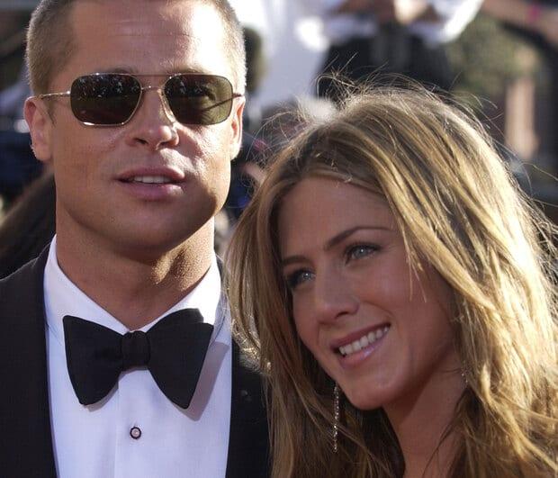 Ο Brad Pitt πήγε στο πάρτι γενεθλίων της Jennifer Aniston κι εμείς «ουρλιάζουμε»