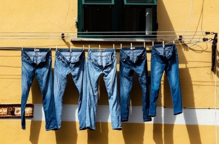 3 tips για να διατηρείς σε φόρμα το τζιν παντελόνι σου