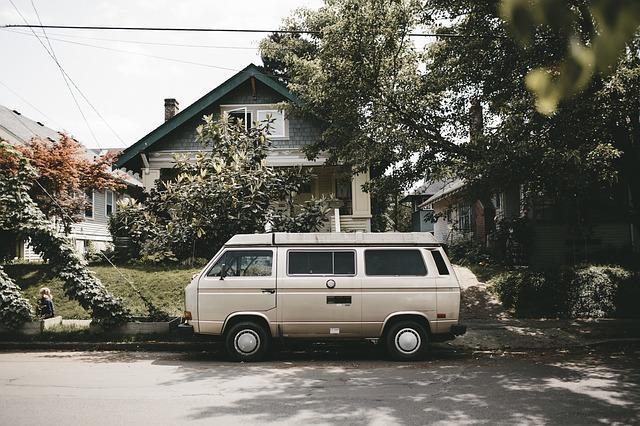 Η ιστορία για το λευκό van, - πως να ενημερώσετε τα παιδια σας