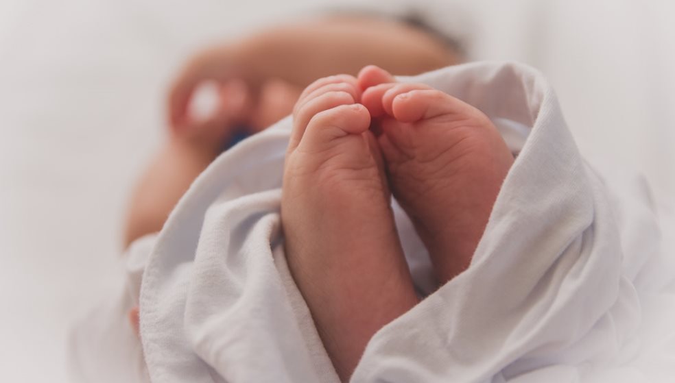 Μωρό παθαίνει εγκεφαλικό αφού κόλλησε ανεμοβλογιά από τα αδέλφια του