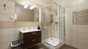 5 εύκολες λύσεις για τον εξαερισμό ενός μπάνιου χωρίς παράθυρα!