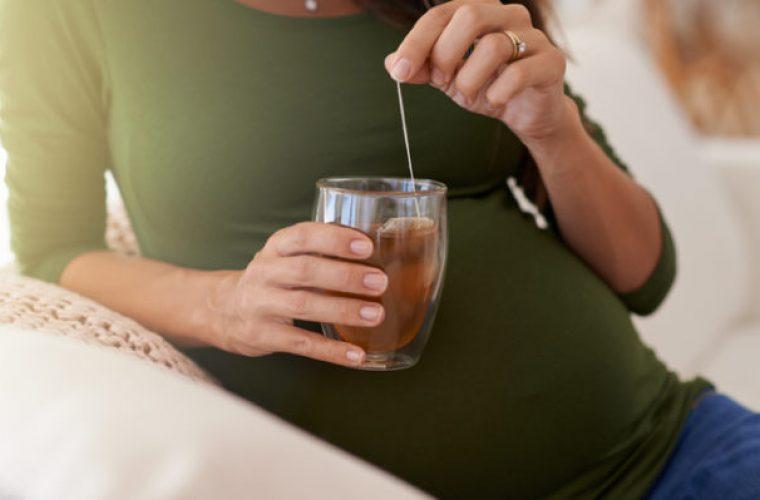 Εγκυμοσύνη και βότανα: Ένας ριψοκίνδυνος συνδυασμός