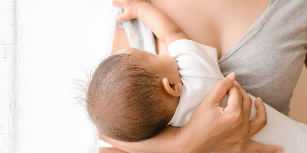 Πως ο θηλασμός προστατεύει τα μωρά από τα επικίνδυνα ανθεκτικά στα αντιβιοτικά μικρόβια.