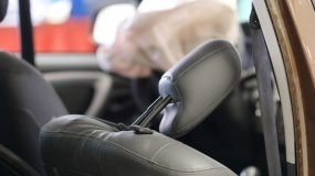 Έρευνα: Ποια είναι η πιο επικίνδυνη θέση για να κάθεσαι σε ένα αυτοκίνητο